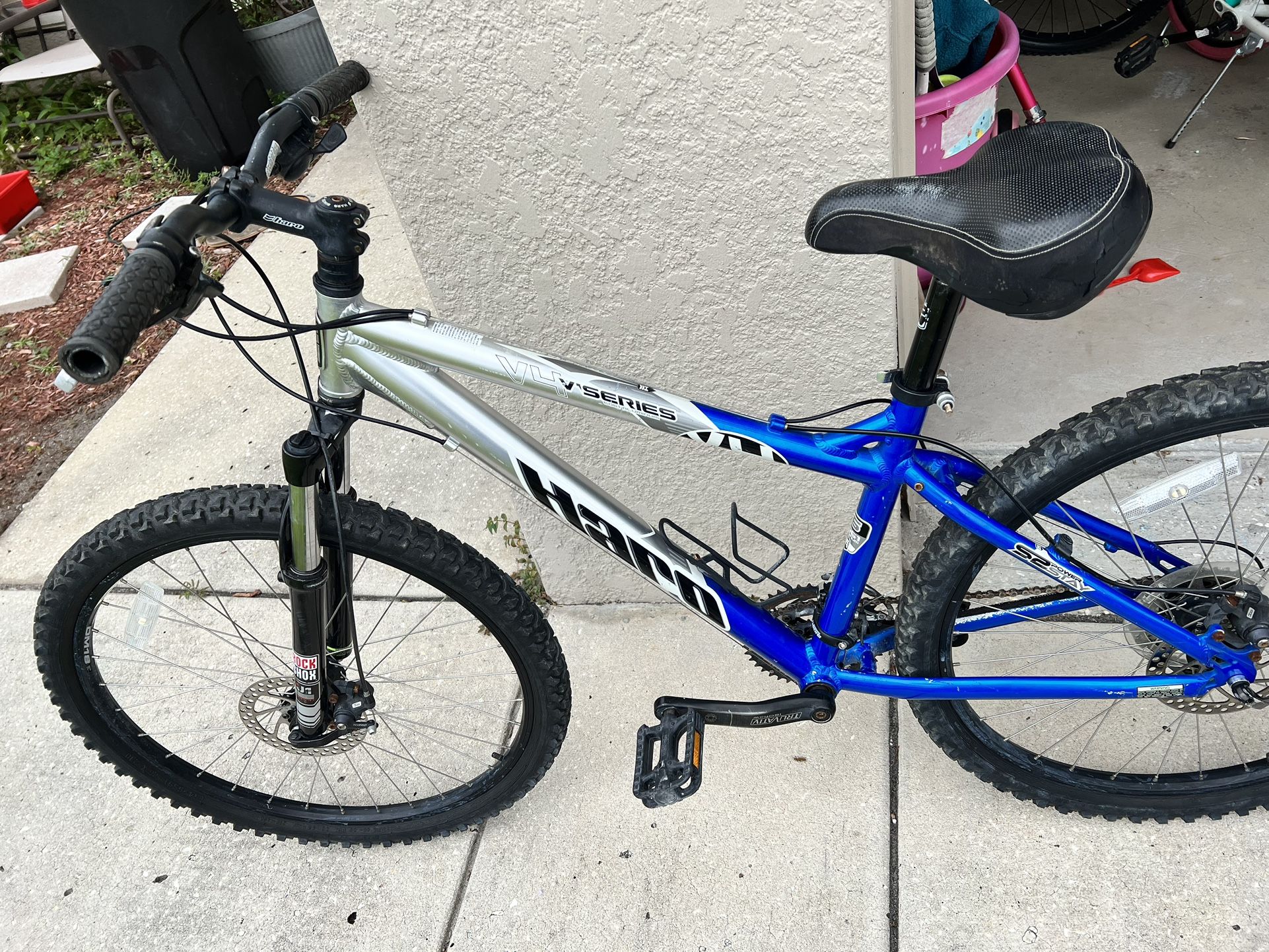 Haro V4 Mountain Bike