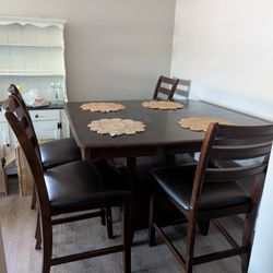 Wood dining room table