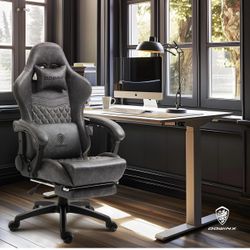 Brand New Gaming Chair . Great Deal