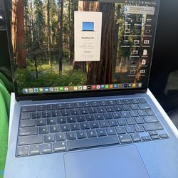 MacBook Air 8 GB