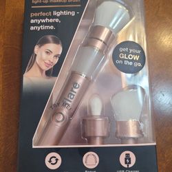 New Flare Light-Up Make Up Brush