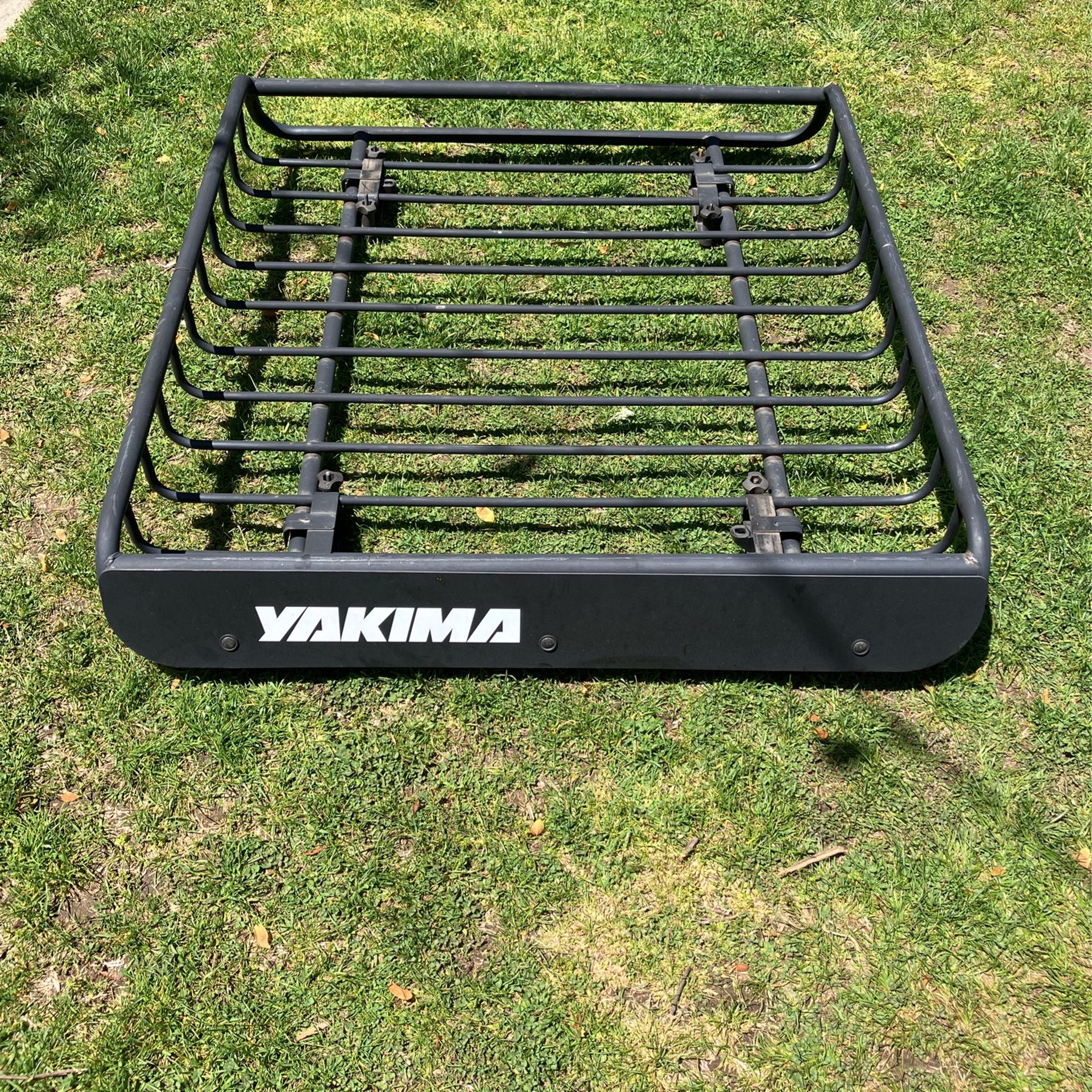 Yakima Load Warrior Roof Basket for Sale in Moriches, NY OfferUp