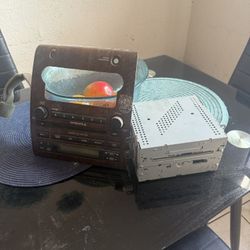 Es Un. Estero Para. Una Troca Nissan  Titan 2008