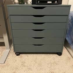 $165-Alex Drawer unit on casters- 26 3/8x26 "