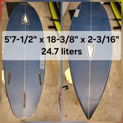 Roberts surfboard thruster shortboard