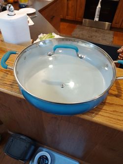 Pioneer woman 13-in deep skillet
