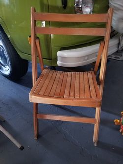 Wooden folding chair
