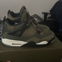 Sz 13 Jordan 4