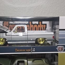 Hot Wheels M2 Square Body Syndicate Chase 1/24 scale