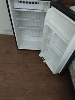 Rival black mini fridge