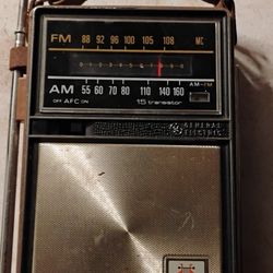 Vintage GE Am/Fm Radio 1966