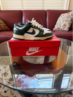 Nike Dunk Low Vintage Green