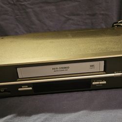 Hitachi VCR/VHS Player/Recorder