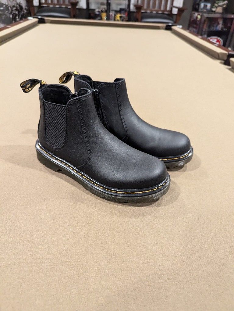 Shoes Doc Martens