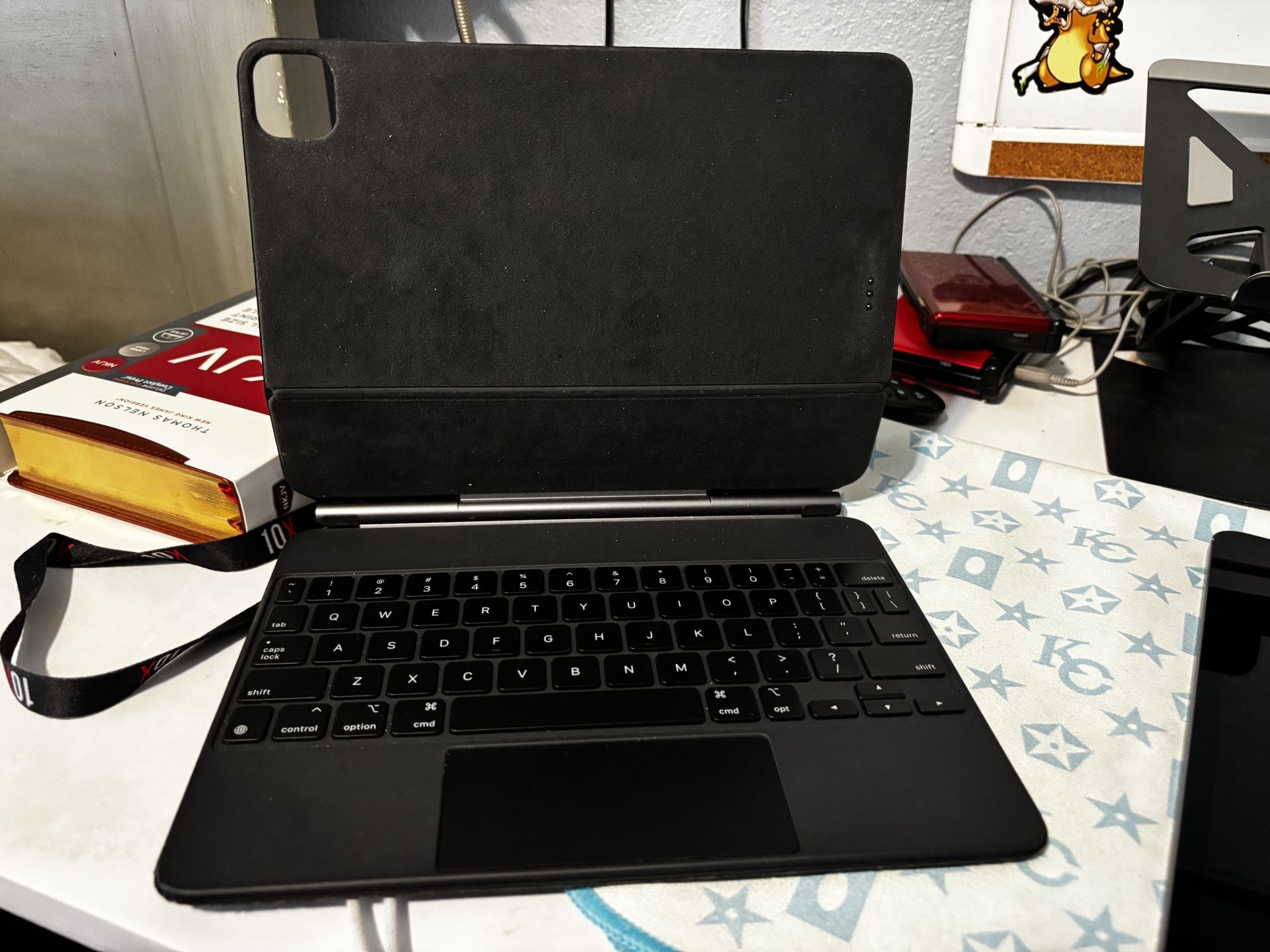 iPad 11inch Magic Keyboard