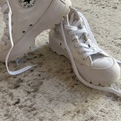 Converse Chuck Taylor All Star High Top Lugged Shoes White 567165C Women Sz US 7.5