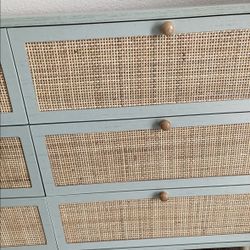 6 Wood Drawer Dresser 