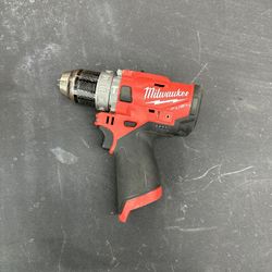 Milwaukee 12v Fuel Drill 