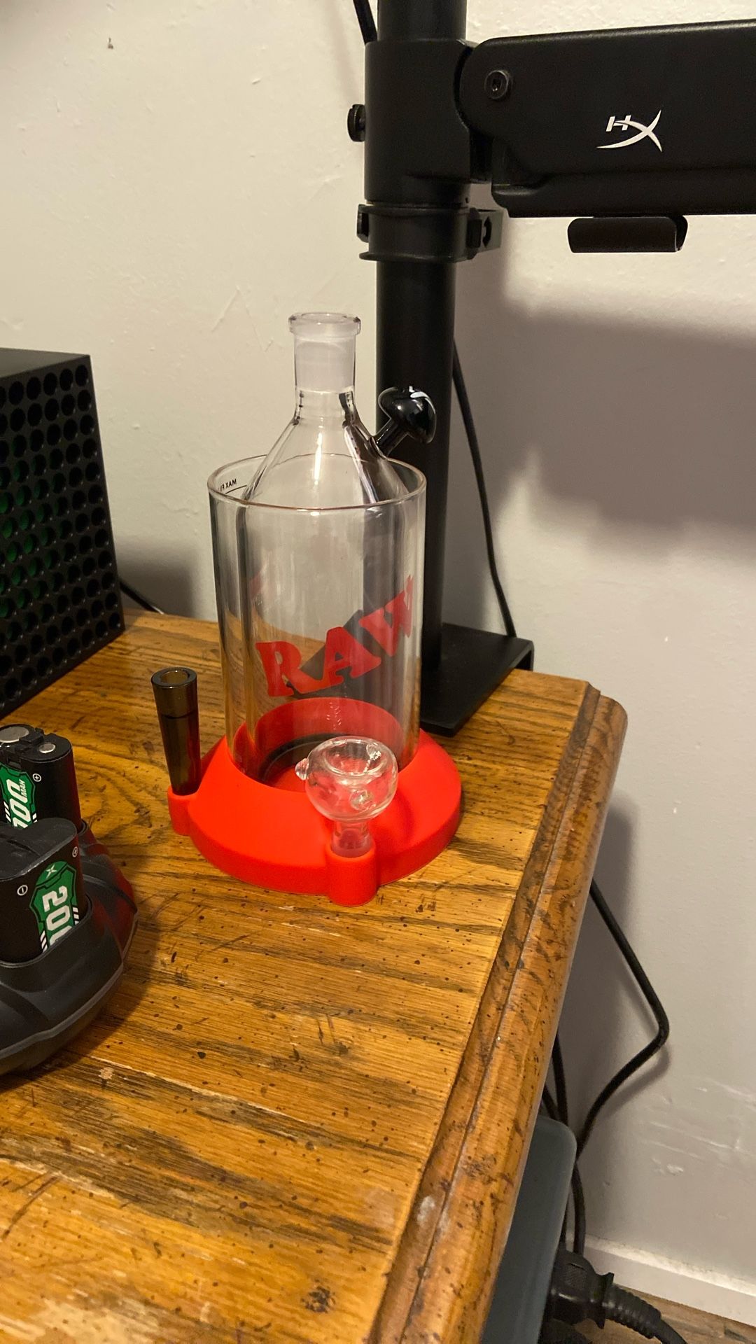 RAW Gravity Vase