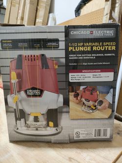 1 AND 1/2 HP PLUNGE ROUTER