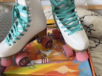 BRAND NEW ROLLER SKATES