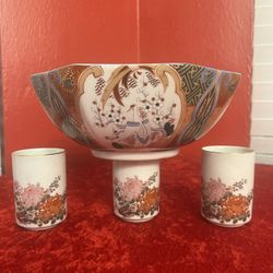 VINTAGE JAPANESE PORCELAIN SERVING DISH BOWL / 3 TEA CUPS GOLD RIM
