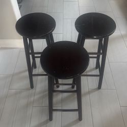 3 Bar Stools 30 1/2 In