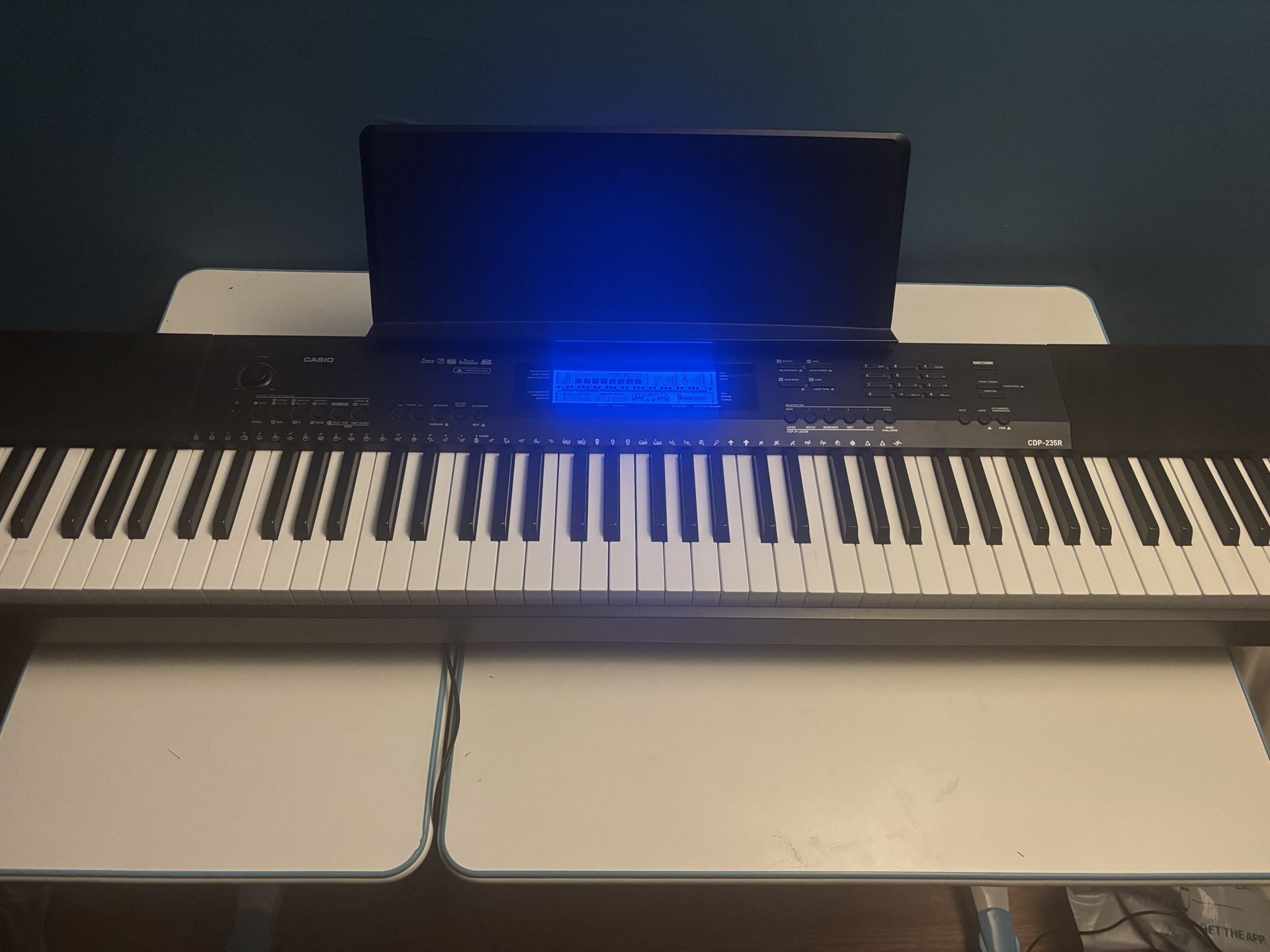Casio cdp-235r