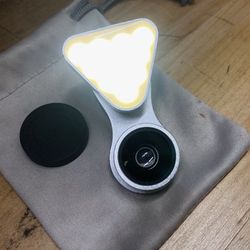 Adaptable iPhone Camera Lens With Light