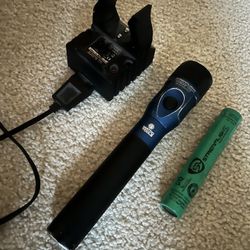 Streamlight Stinger LED flashlight