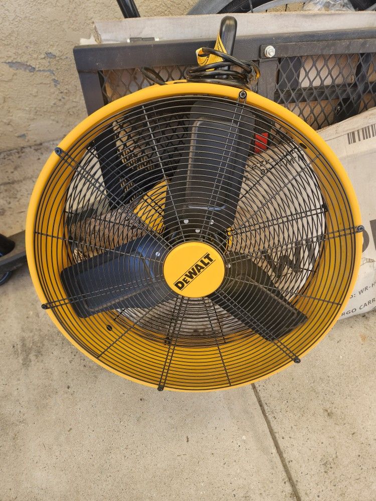 Fan DeWalt 24 Inch Ventilador DeWalt 24 Pulgadas