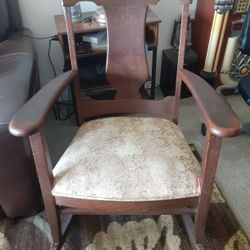 Rocking Chair (Antique)