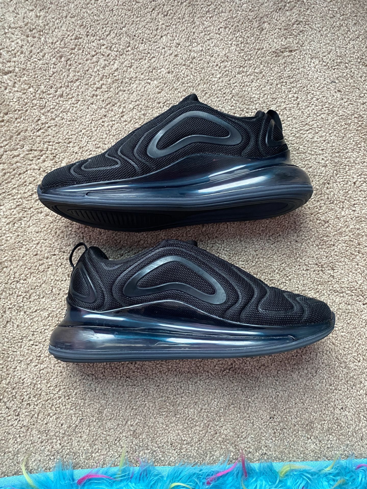 Size 10 - Nike Air Max 720 Triple Black 2019 for Sale in Wesley