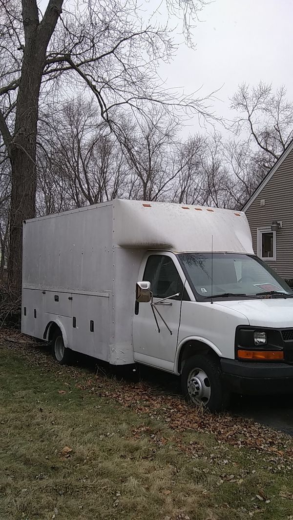 2004 chevy 3500 box truck for Sale in Whitman, MA OfferUp