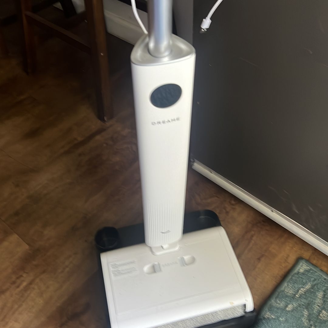 Dreame floor scrubber