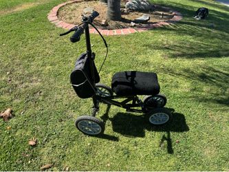 Knee scooter