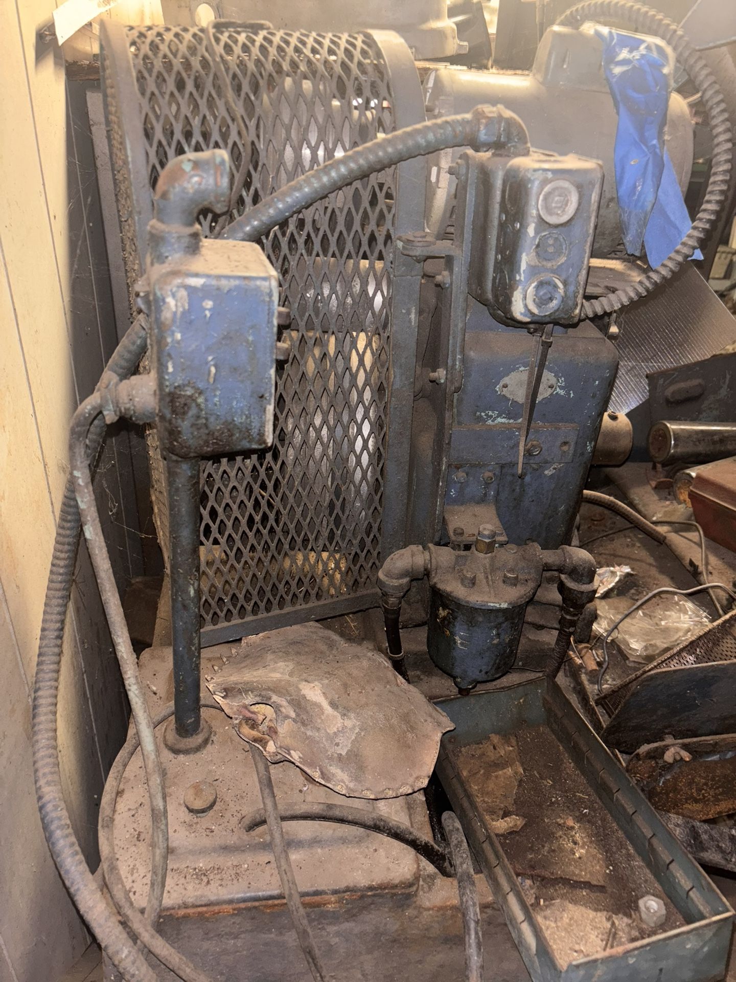 Sunnen Precision Honing Machine