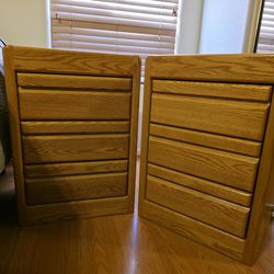 Oak finish bedroom furniture, light oak, 5 piece set