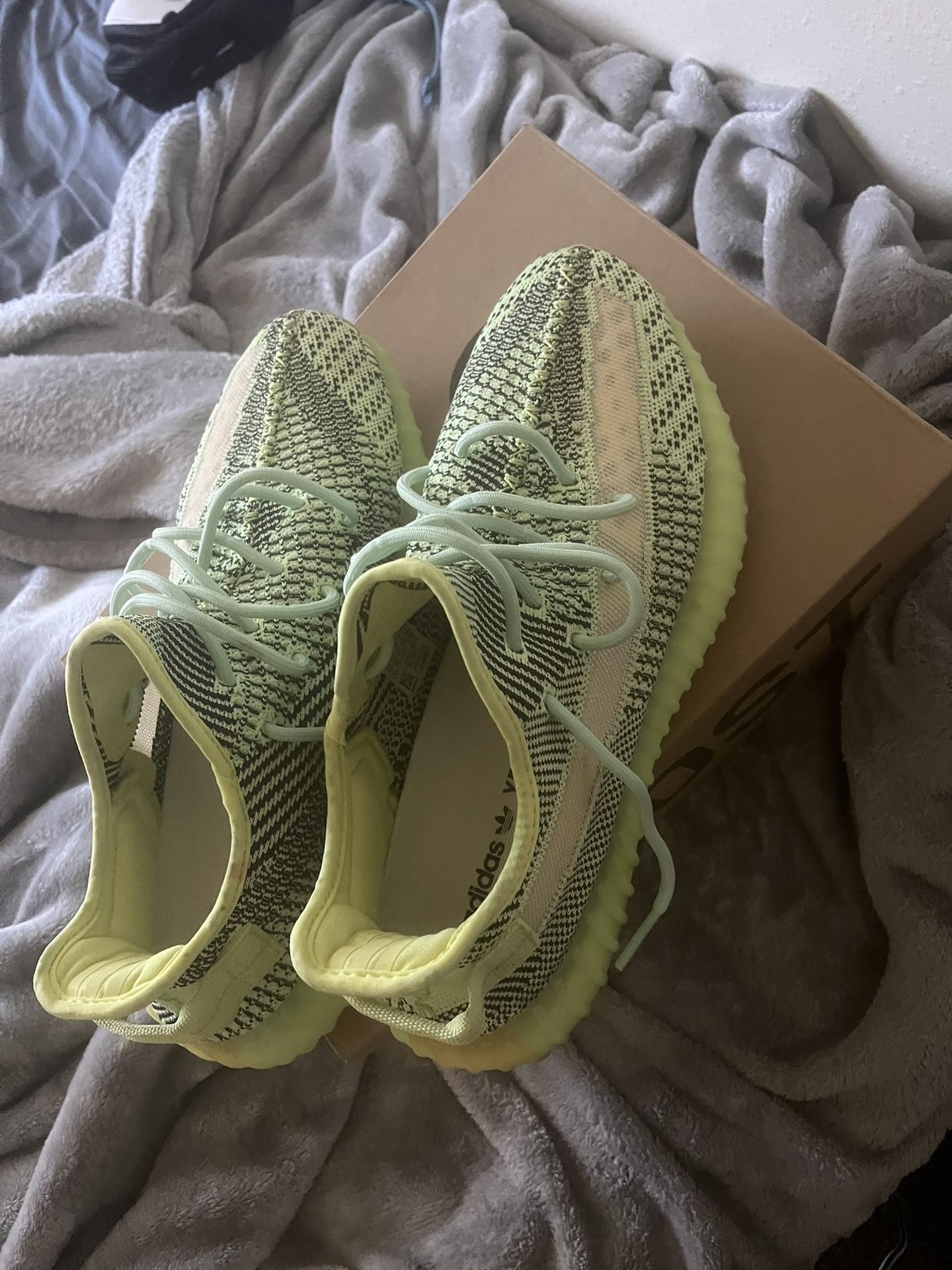 NEW Yeezy 350 Boost!!!