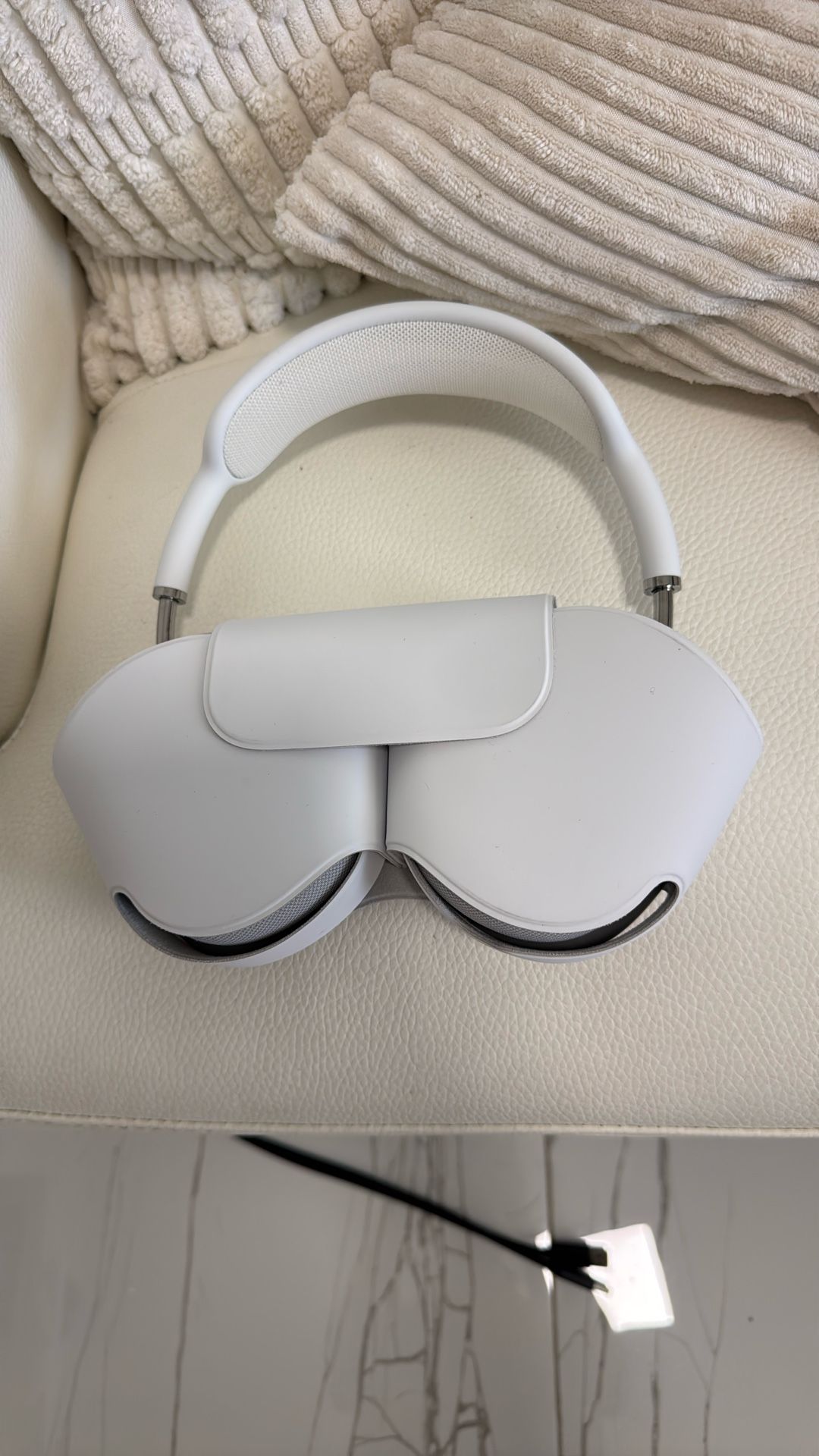Apple Headphones