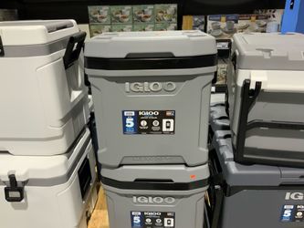 Igloo MaxCold Latitude 62 Roller Chest Cooler $35