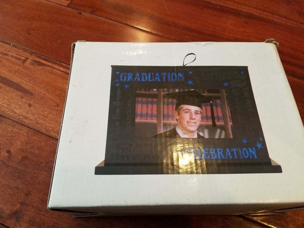 Brand new graduation pictures album