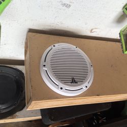 Jl Audio 8. Marin 