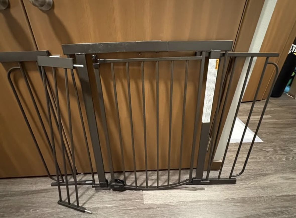 Baby/Pet Gate