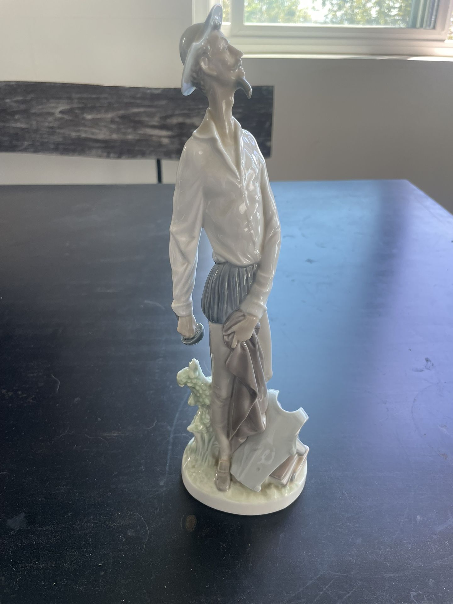 Lladro Don Quixote Standing up Figurine