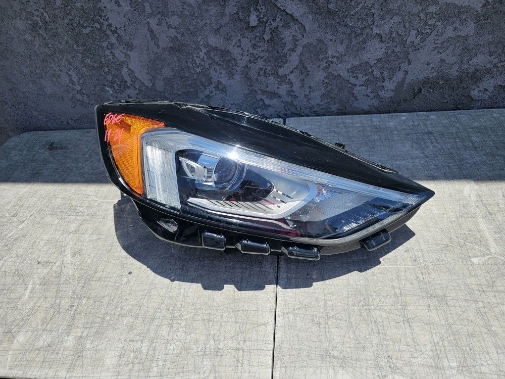 Ford Edge 2024 2025 Right Headlight