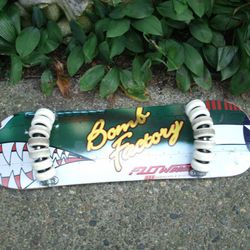 14 Wheel Trick Skateboard  bomb factory flowboard deep cave system skateboard fighter bomber    the graphics have bright colors. The Flowboard is buil