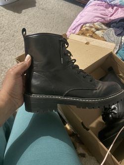 Boots Size 10