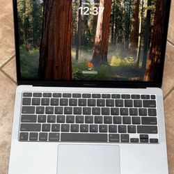 MacBook Air 13” 1Tb i7 16gb ram