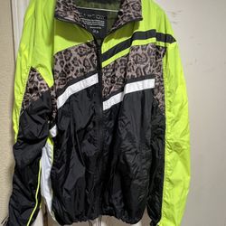 Women’s Windbreaker 
